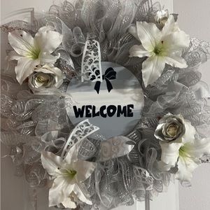 Welcome wreath